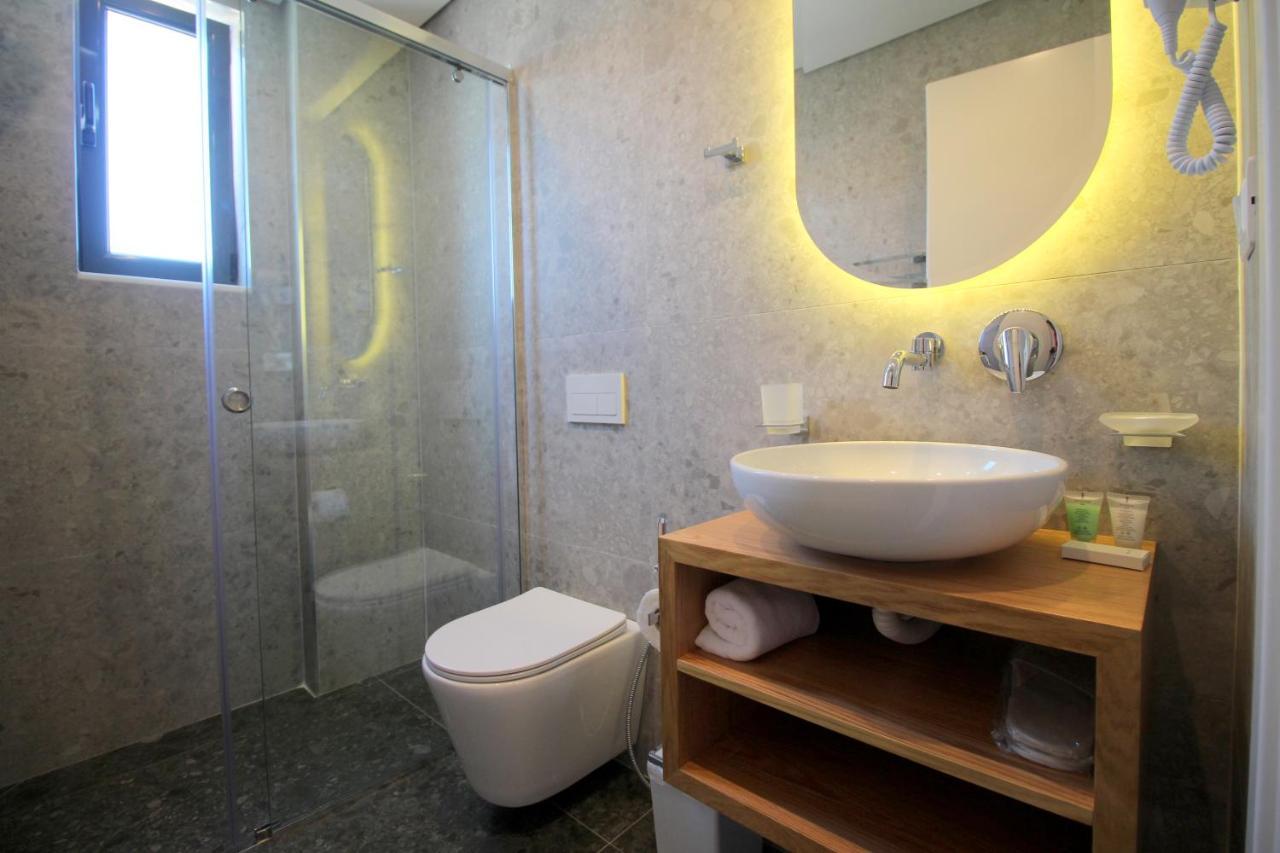 Blue Eye Hotel Ksamil Ngoại thất bức ảnh